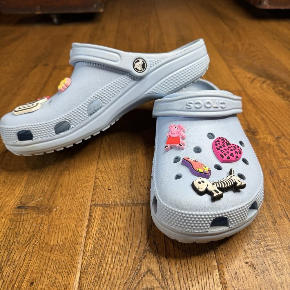 Crocs Classic Light Blue Clog Unisex Slip On Shoe Sandals Womens Sz 10 Jibbitz - Picture 2 of 5